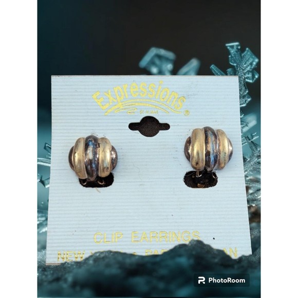 Vintage Expressions Brown Gold Tone Shell Shaped Earrings Clip On Party Business - Picture 1 of 5